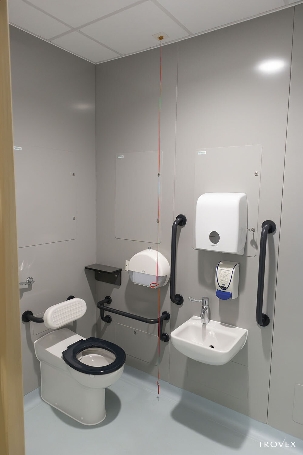 The Royal Marsden - Treatment room 1 ensuite